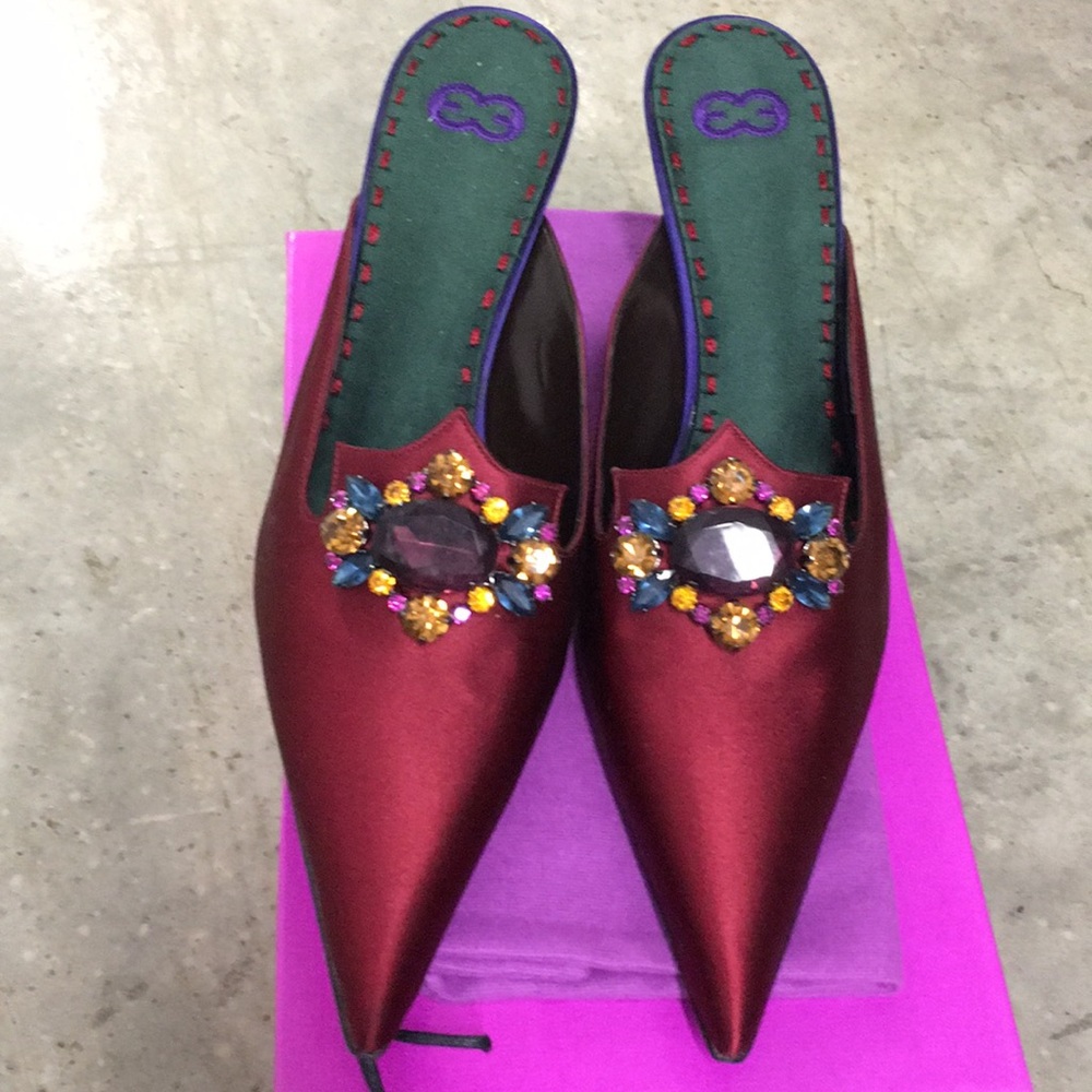 Never worn Escada Exotics mule